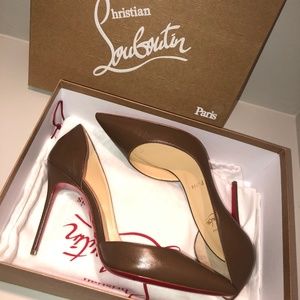 Christian Louboutin Iriza Stiletto Heel Pointy-Toe